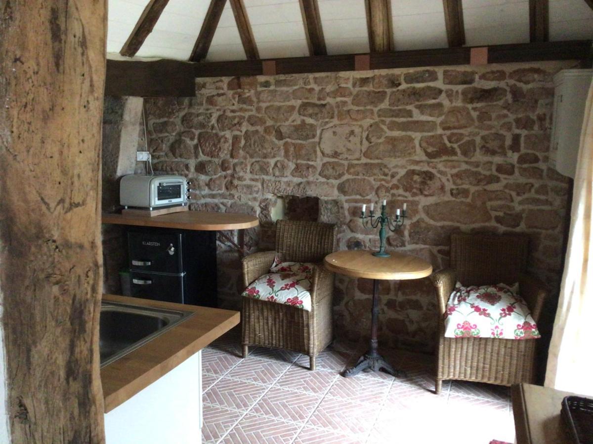 Holiday home Countryside Tiny House Near Chateau De Hautefort *